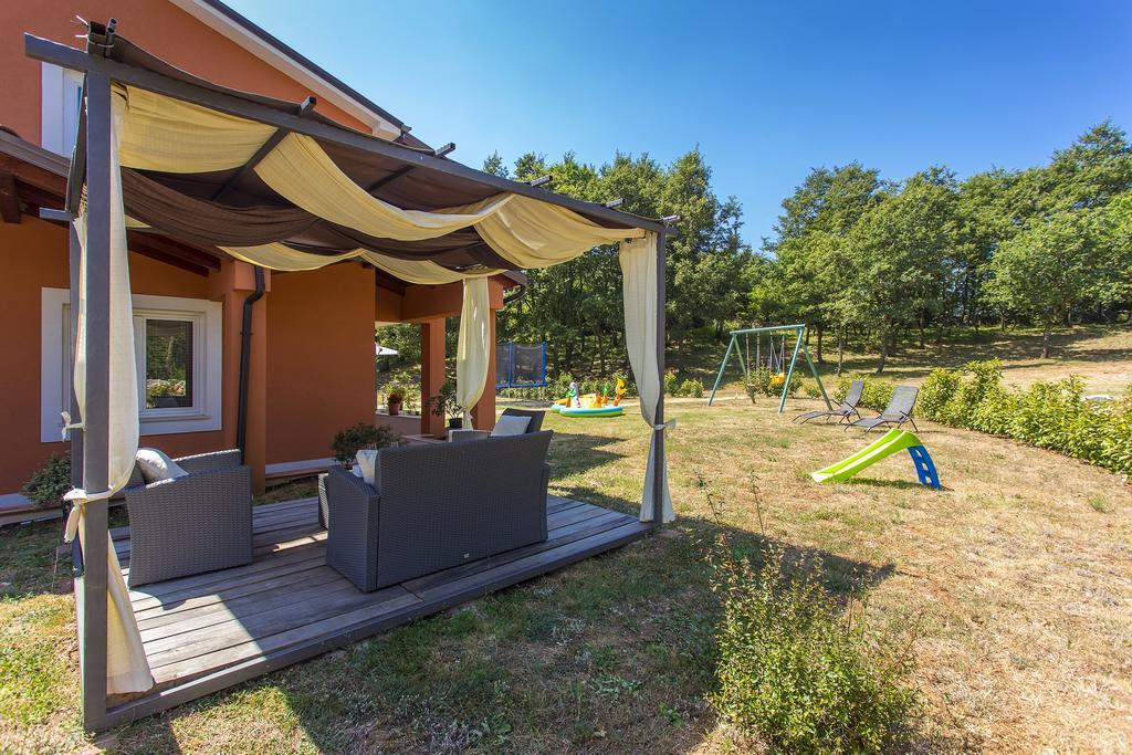 Apartments Matelici Divšići Eksteriør bilde