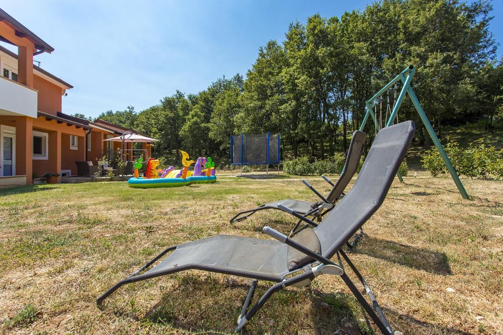 Apartments Matelici Divšići Eksteriør bilde